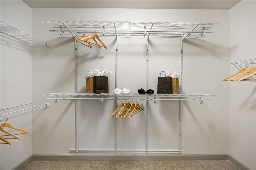 2145 ⛉ W Village Crossing Smyrna, GA 30080 - Photo 27 of 37