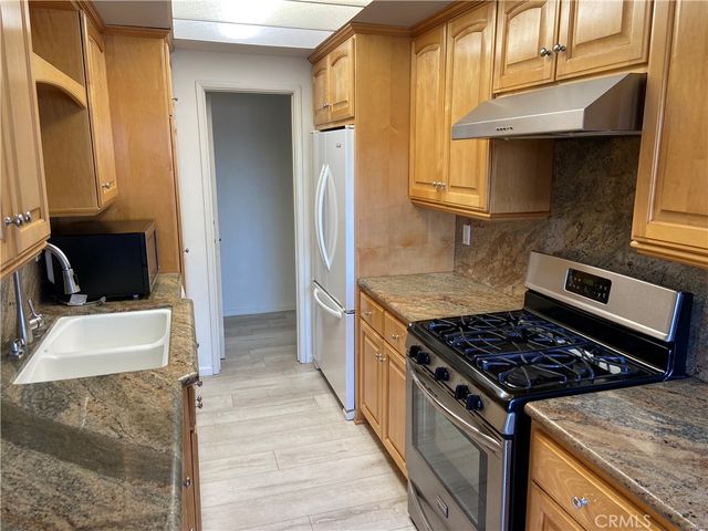 a close view of stove top oven