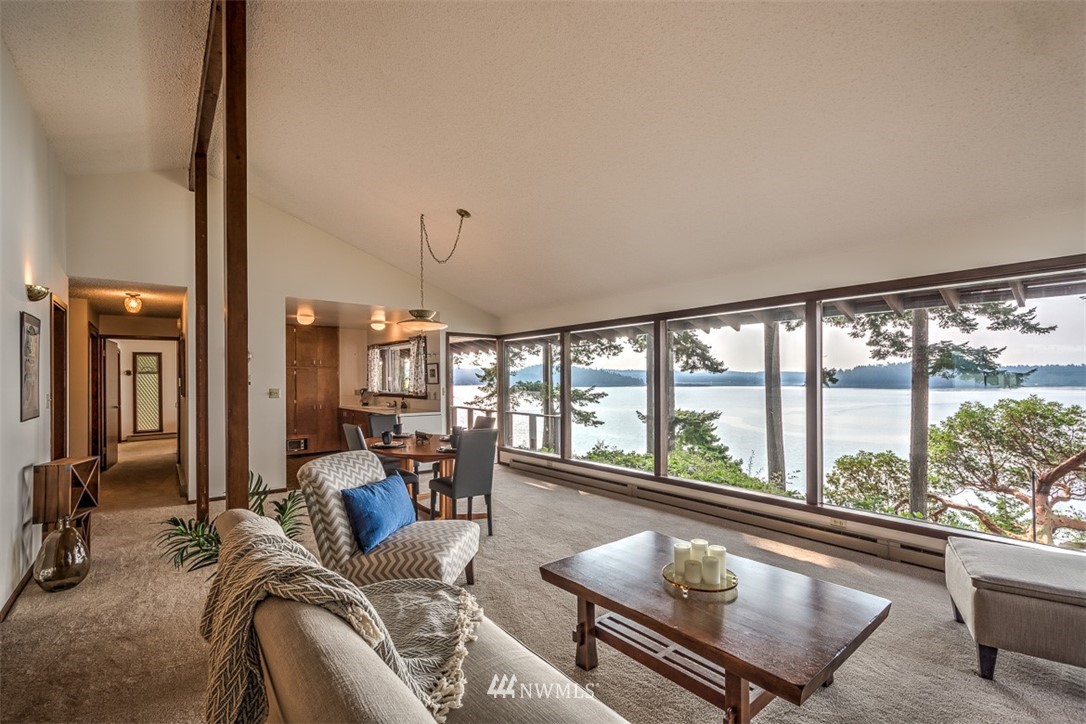 6996 Salmon Beach Road Anacortes, WA 98221 - Photo 2 of 24 Gallery Image 2