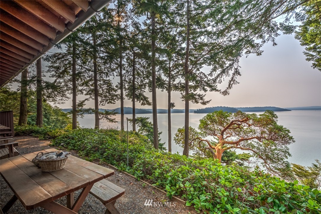 6996 Salmon Beach Road Anacortes, WA 98221 - Photo 12 of 24 Gallery Image 12