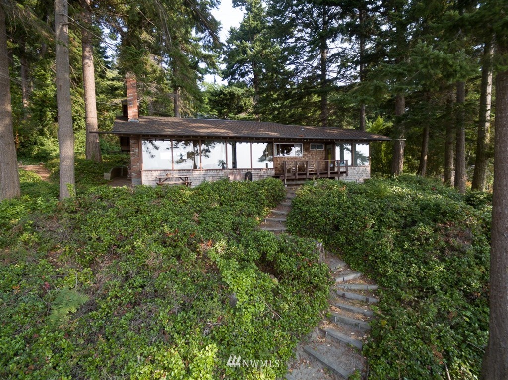 6996 Salmon Beach Road Anacortes, WA 98221 - Photo 13 of 24 Gallery Image 13