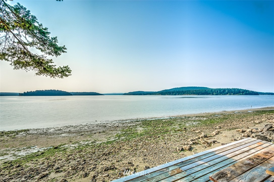 6996 Salmon Beach Road Anacortes, WA 98221 - Photo 19 of 24 Gallery Image 19