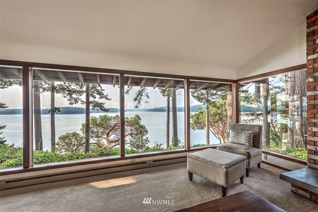 6996 Salmon Beach Road Anacortes, WA 98221 - Photo 3 of 24 Gallery Image 3