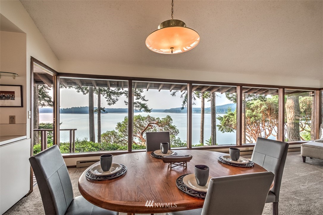 6996 Salmon Beach Road Anacortes, WA 98221 - Photo 5 of 24 Gallery Image 5