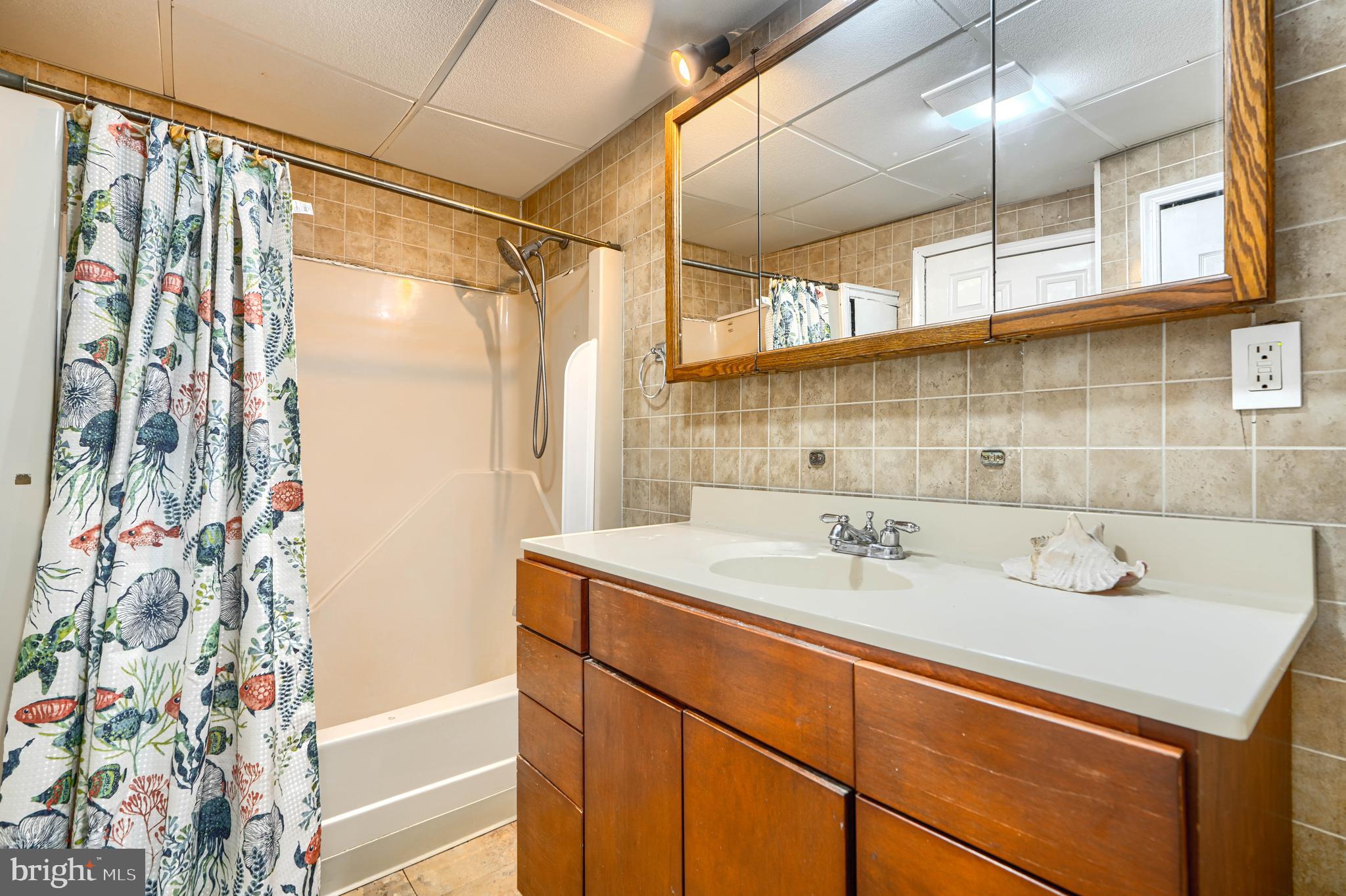 2215 Lodge Farm Road Baltimore, MD 21219 - Photo 17 of 38