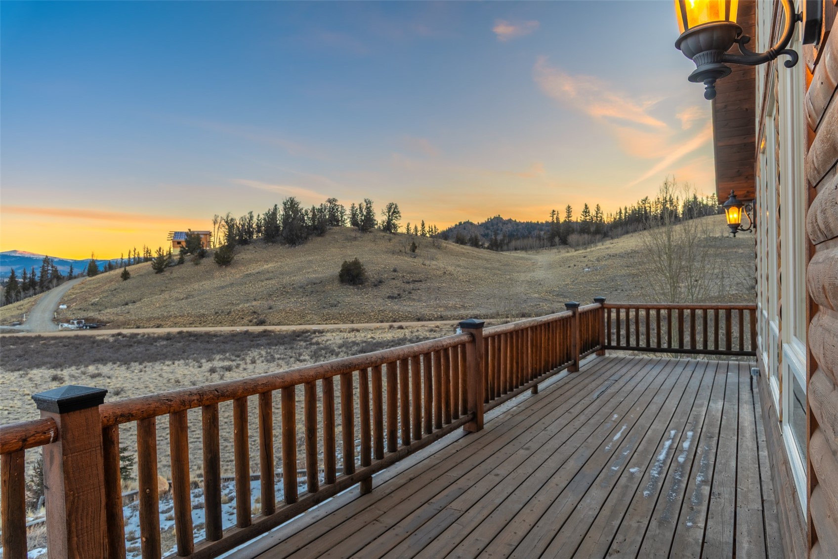 1081 Travois Road Como, CO 80456 - Photo 35 of 44 a view of balcony with wooden floor
