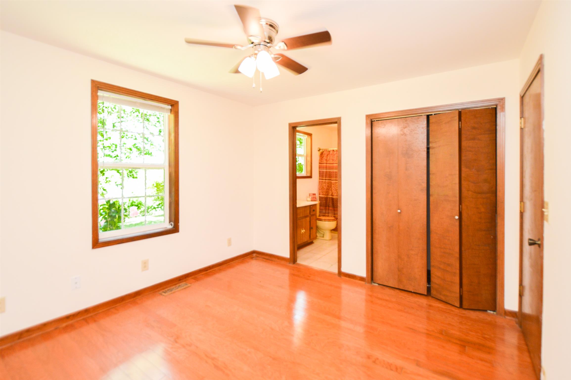 186 Bugg Hollow Road Gallatin, TN 37066 - Photo 11 of 29 Gallery Image 11
