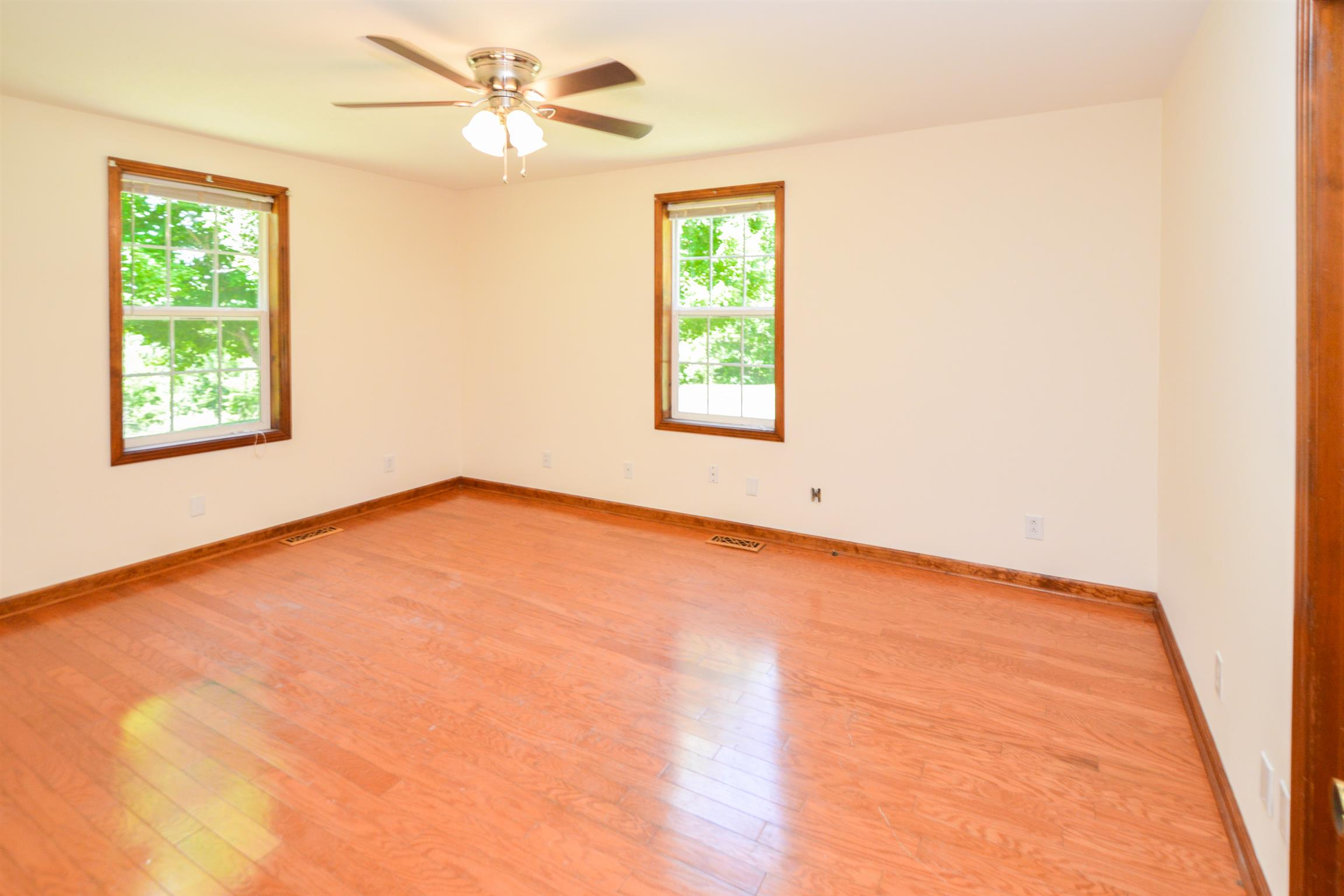 186 Bugg Hollow Road Gallatin, TN 37066 - Photo 15 of 29 Gallery Image 15