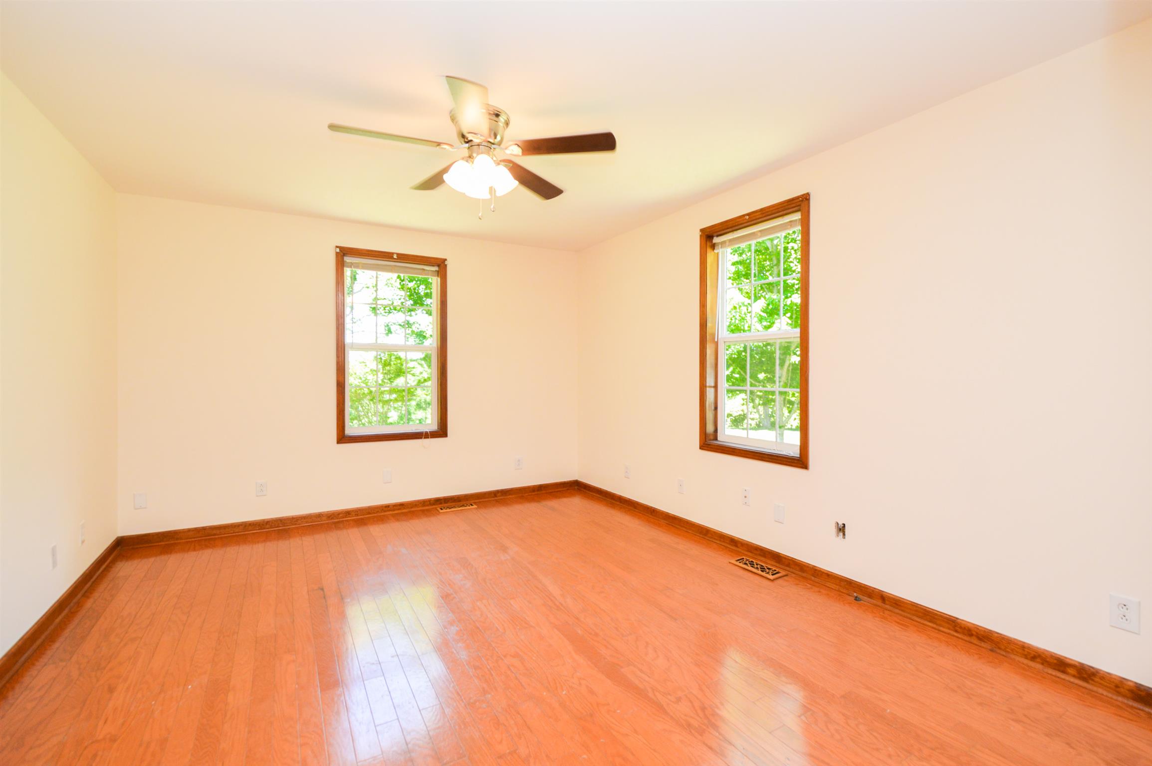 186 Bugg Hollow Road Gallatin, TN 37066 - Photo 16 of 29 Gallery Image 16