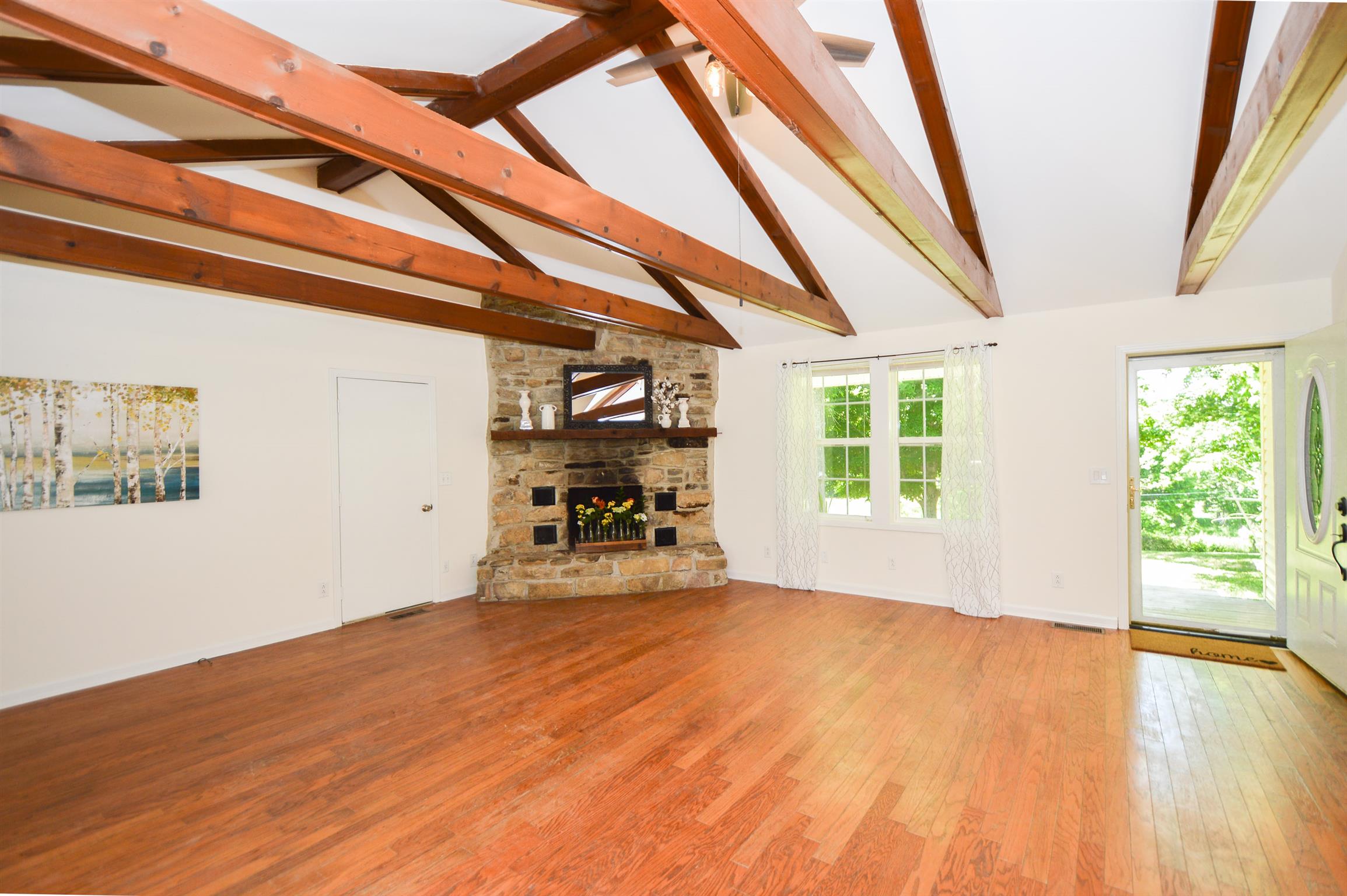 186 Bugg Hollow Road Gallatin, TN 37066 - Photo 6 of 29 Gallery Image 6