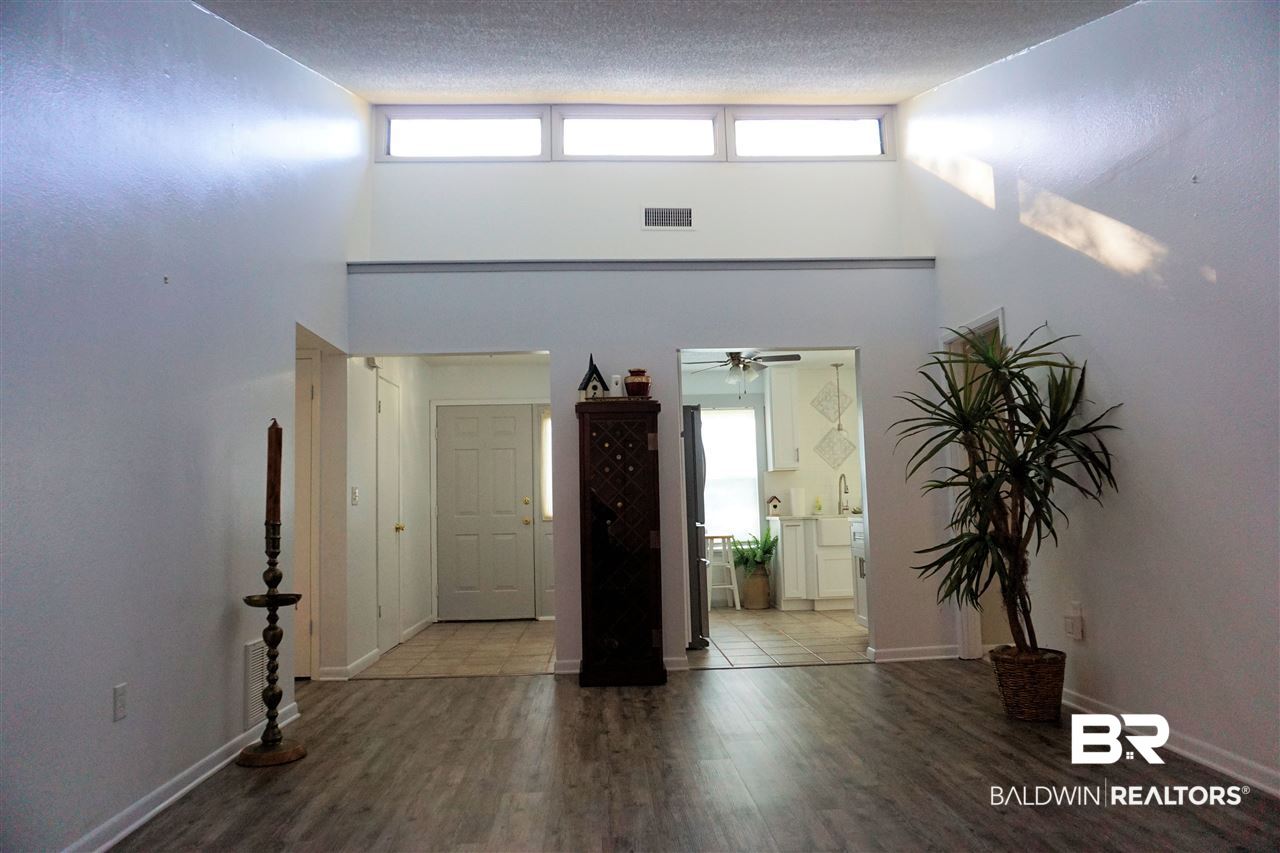 208 West Azalea Avenue Foley, AL 36535 - Photo 10 of 18