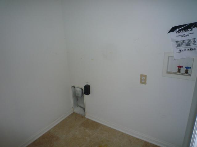 2606 Rothe Lane Indianapolis, IN 46229 - Photo 18 of 24 Gallery Image 18