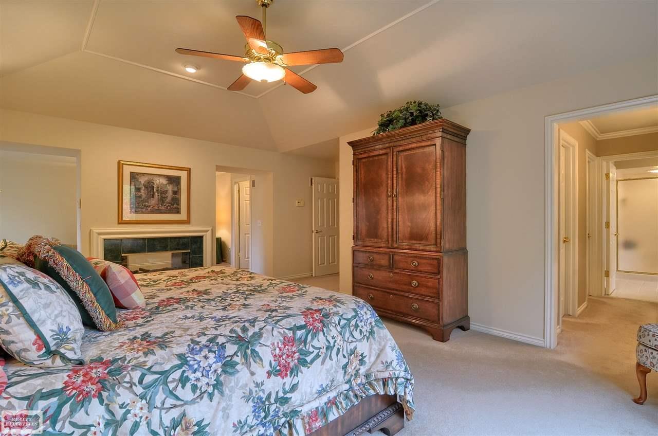 3461 Moceri Court Rochester, MI 48306 - Photo 26 of 46 31333292-25.JPG