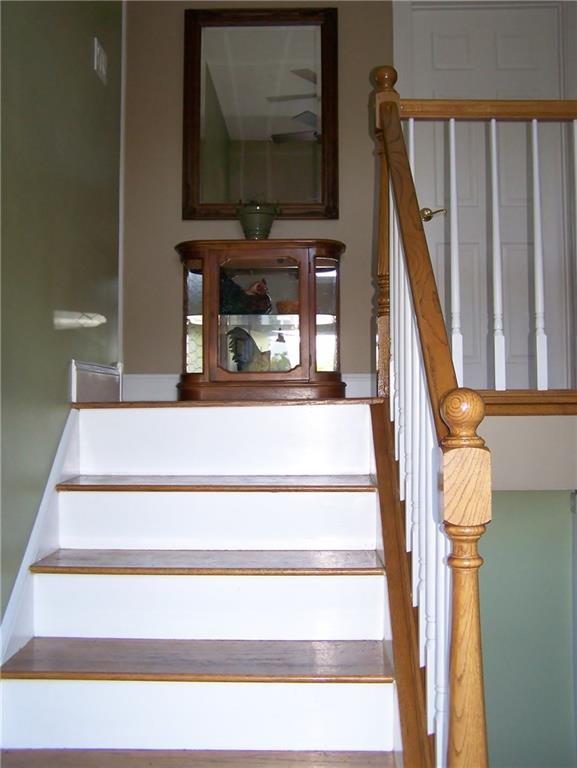 7 East Oxford Road Hebron, ME 04238 - Photo 17 of 29 View from front foyer.