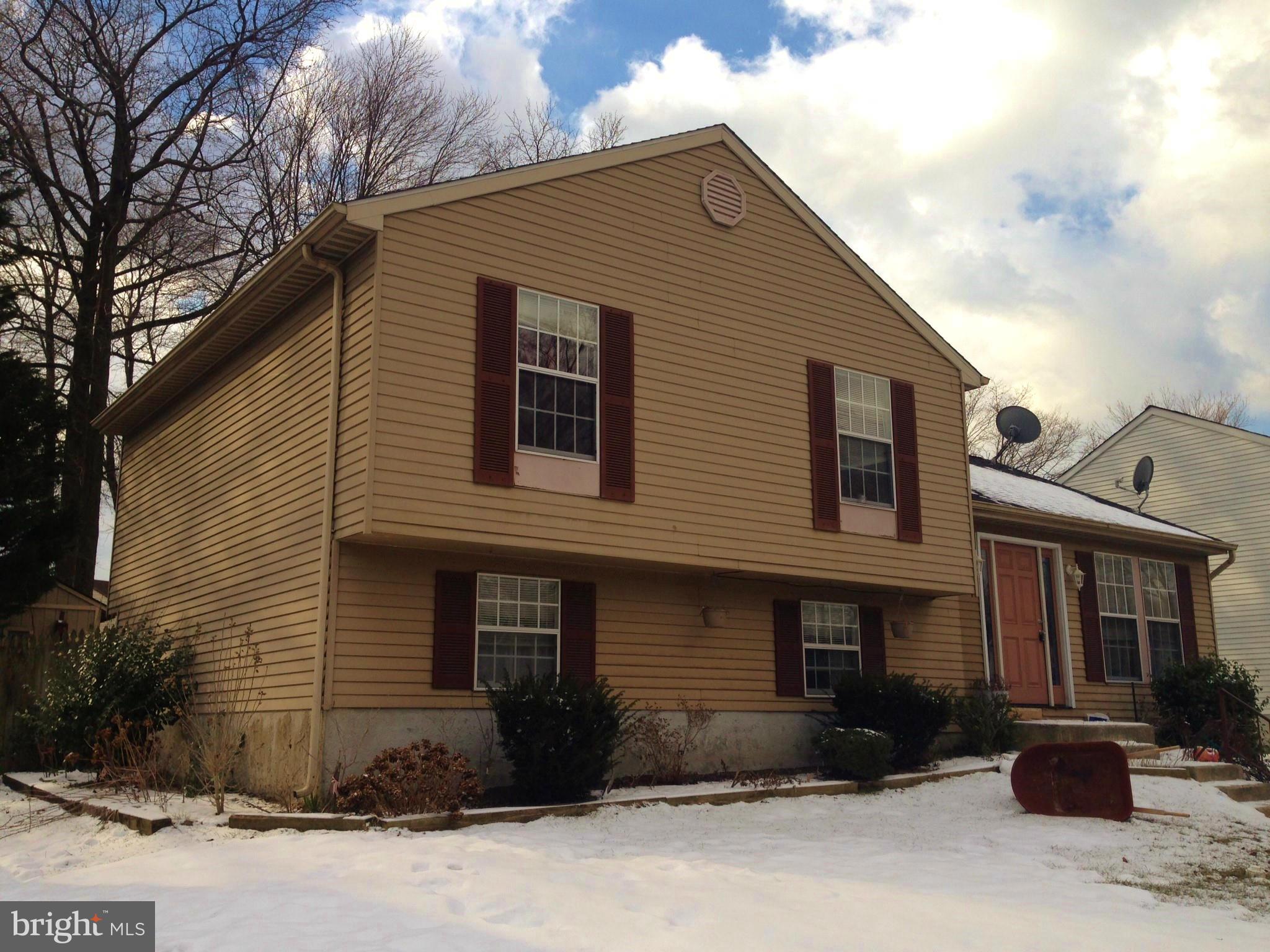 45 Yew Road Baltimore, MD 21221 - Photo 2 of 3 Exterior (Front)