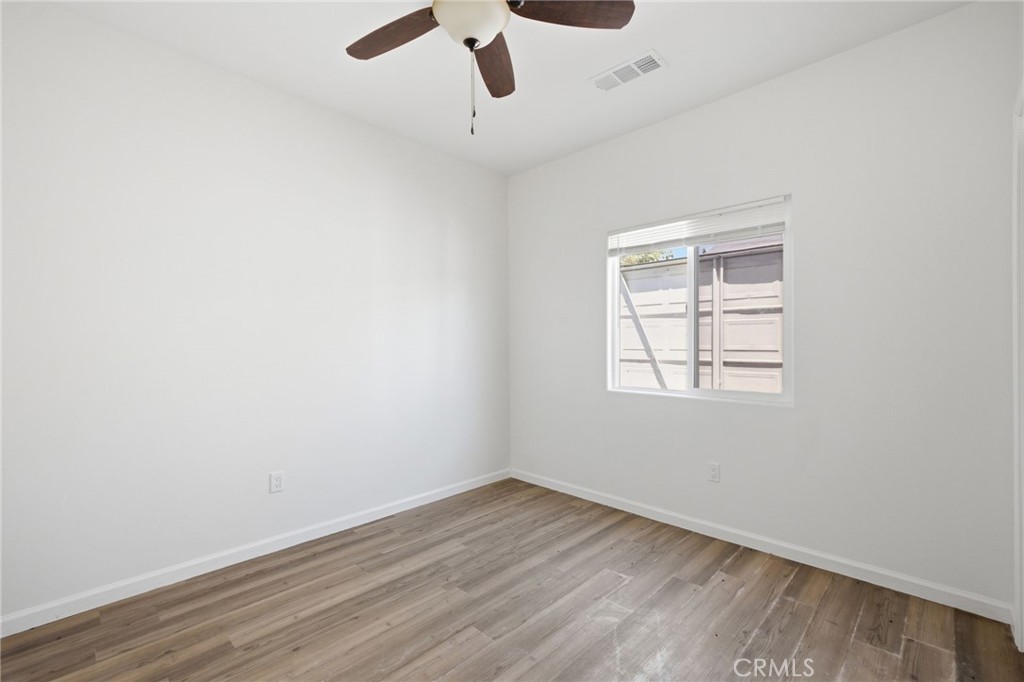 805 Lawson Road Bakersfield, CA 93307 - Photo 23 of 31