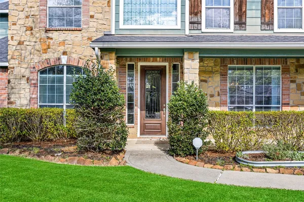 $660,000 | 1007 Commons Waterway Drive, Huffman, TX 77336