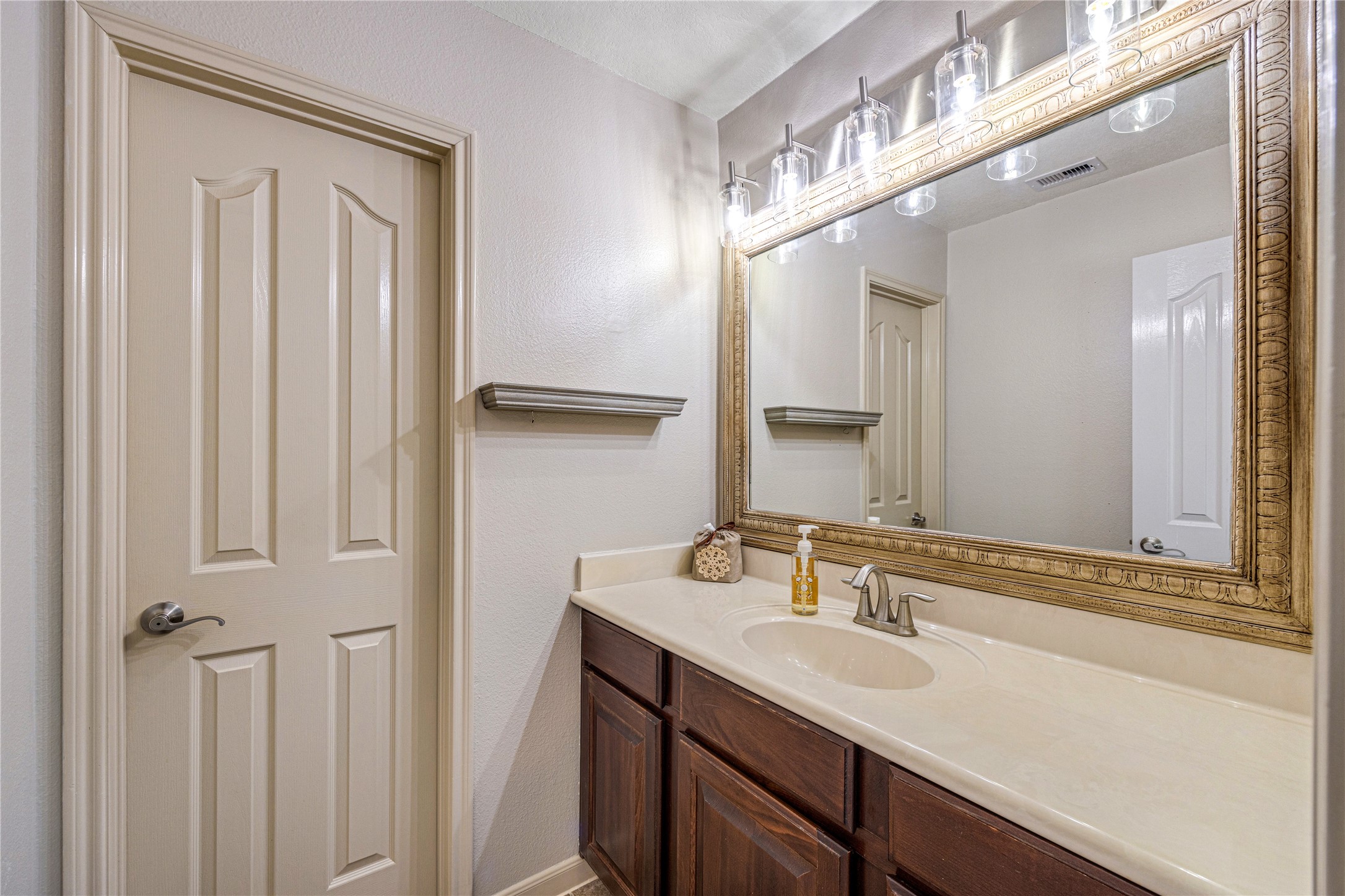 1007 Commons Waterway Drive Huffman, TX 77336 - Photo 32 of 43