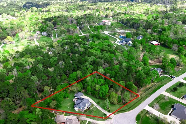 $660,000 | 1007 Commons Waterway Drive, Huffman, TX 77336