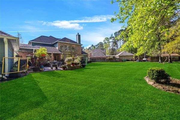 $660,000 | 1007 Commons Waterway Drive, Huffman, TX 77336