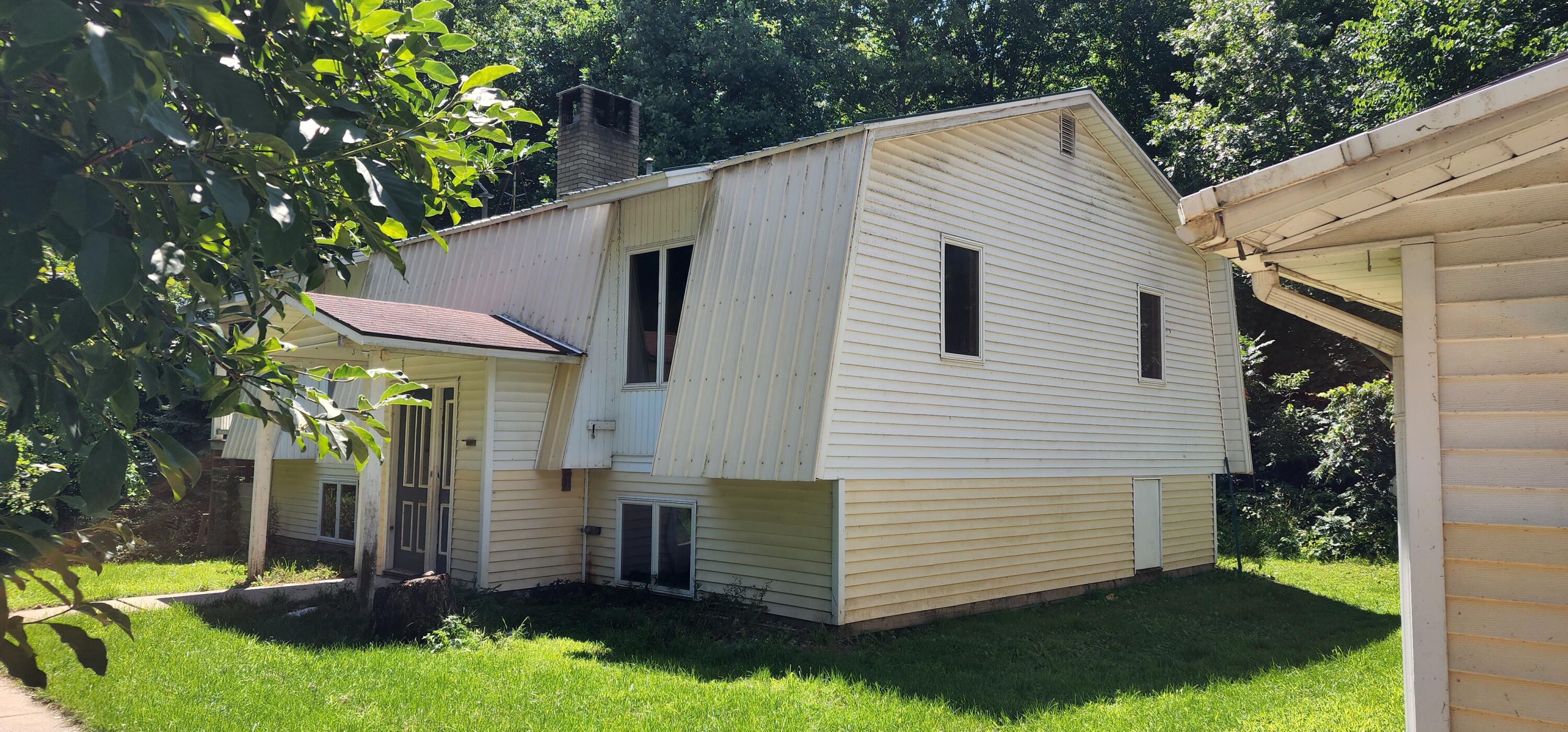 2181 North Bachman Road Hastings, MI 49058 - Photo 10 of 36 20220816_144608