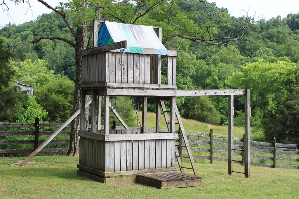 7711 Breeding Road Edmonton, KY 42129 - Photo 15 of 23 Gallery Image 15