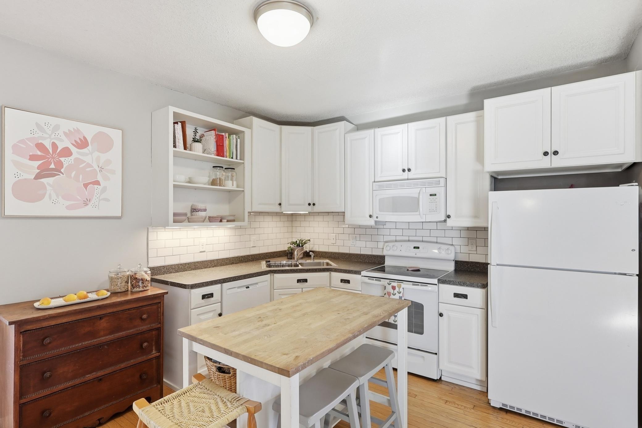 511 4th Street Hudson, WI 54016 - Photo 5 of 17