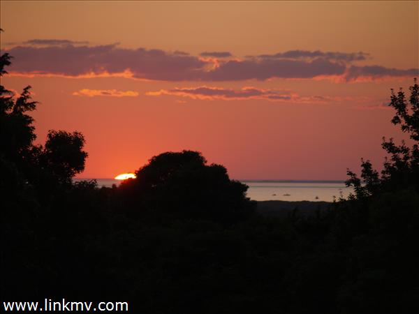 27 Abel's Neck Road Chilmark, MA 02535 - Photo 6 of 15 http://d1qzqeyxiitrap.cloudfront.net/photos/22782/600/97b3c6d9.jpg
