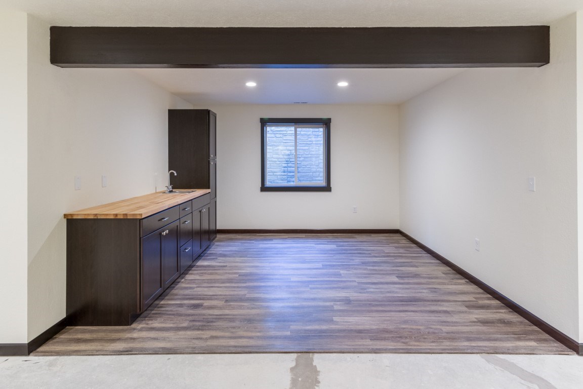 3858 White Pine Road, Unit D Loon Lake, WA 99148 - Photo 15 of 20 Gallery Image 15