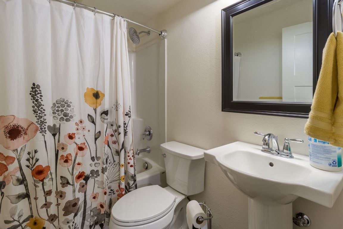 3858 White Pine Road, Unit D Loon Lake, WA 99148 - Photo 16 of 20 Gallery Image 16