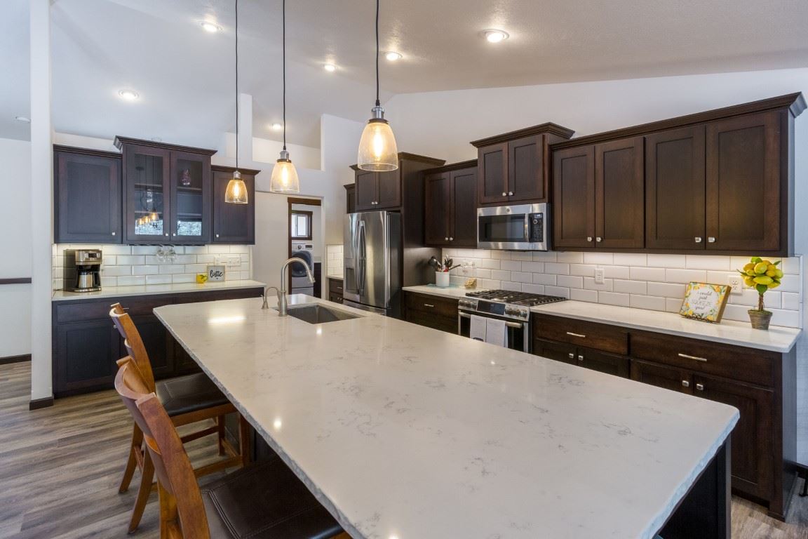 3858 White Pine Road, Unit D Loon Lake, WA 99148 - Photo 3 of 20 Gallery Image 3
