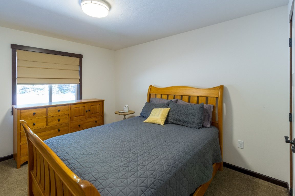 3858 White Pine Road, Unit D Loon Lake, WA 99148 - Photo 10 of 20 Gallery Image 10