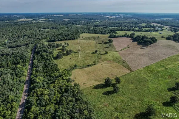 $175,000 | 25 Route 66 Lebanon Mo 65536, Lebanon, MO 65536