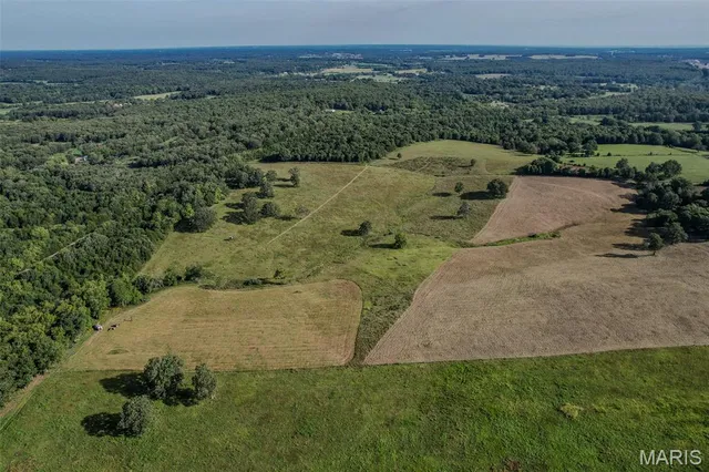 $200,000 | 25 Route 66 Lebanon Mo 65536, Lebanon, MO 65536