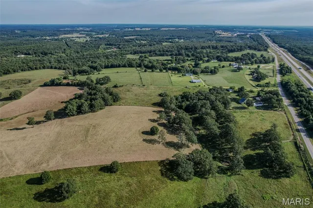 $200,000 | 25 Route 66 Lebanon Mo 65536, Lebanon, MO 65536