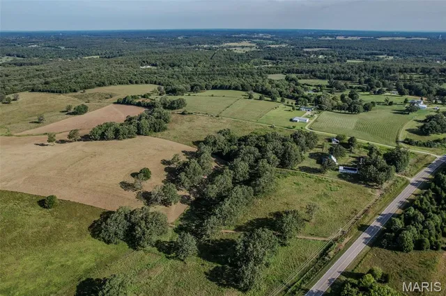 $200,000 | 25 Route 66 Lebanon Mo 65536, Lebanon, MO 65536