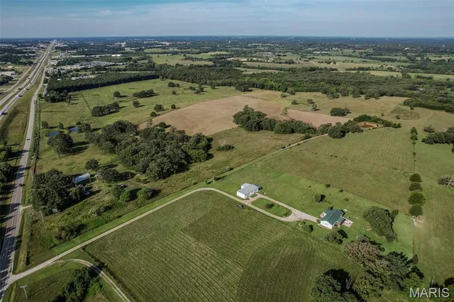 $200,000 | 25 Route 66 Lebanon Mo 65536, Lebanon, MO 65536