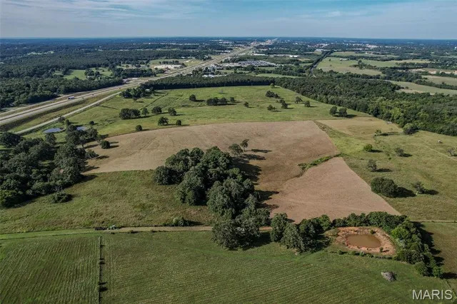 $200,000 | 25 Route 66 Lebanon Mo 65536, Lebanon, MO 65536