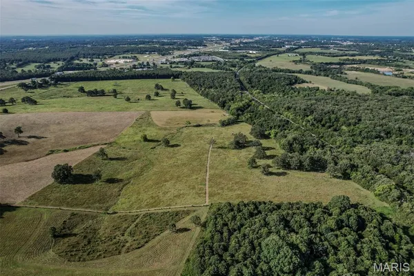 $175,000 | 25 Route 66 Lebanon Mo 65536, Lebanon, MO 65536