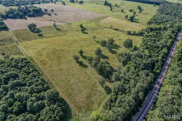 $175,000 | 25 Route 66 Lebanon Mo 65536, Lebanon, MO 65536