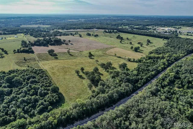 $200,000 | 25 Route 66 Lebanon Mo 65536, Lebanon, MO 65536