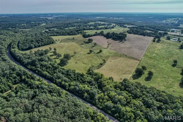$175,000 | 25 Route 66 Lebanon Mo 65536, Lebanon, MO 65536