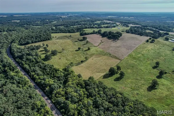$175,000 | 25 Route 66 Lebanon Mo 65536, Lebanon, MO 65536