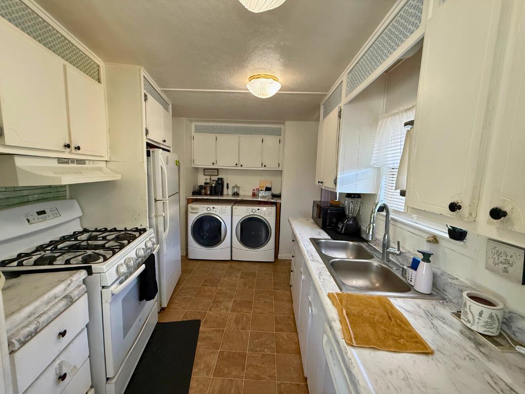 8200 Jantzen Road, Unit 122 Modesto, CA 95357 - Photo 6 of 15