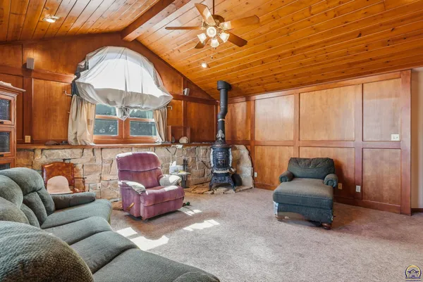 $285,000 | 4439 Northeast Meriden Road, Topeka, KS 66617