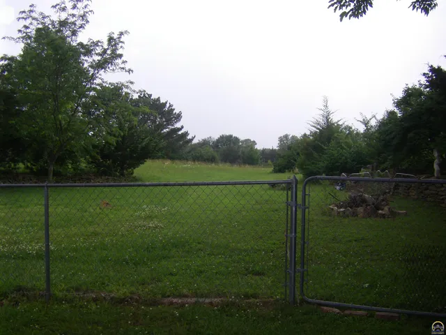 $285,000 | 4439 Northeast Meriden Road, Topeka, KS 66617