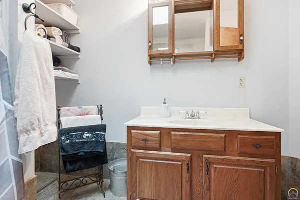 $285,000 | 4439 Northeast Meriden Road, Topeka, KS 66617