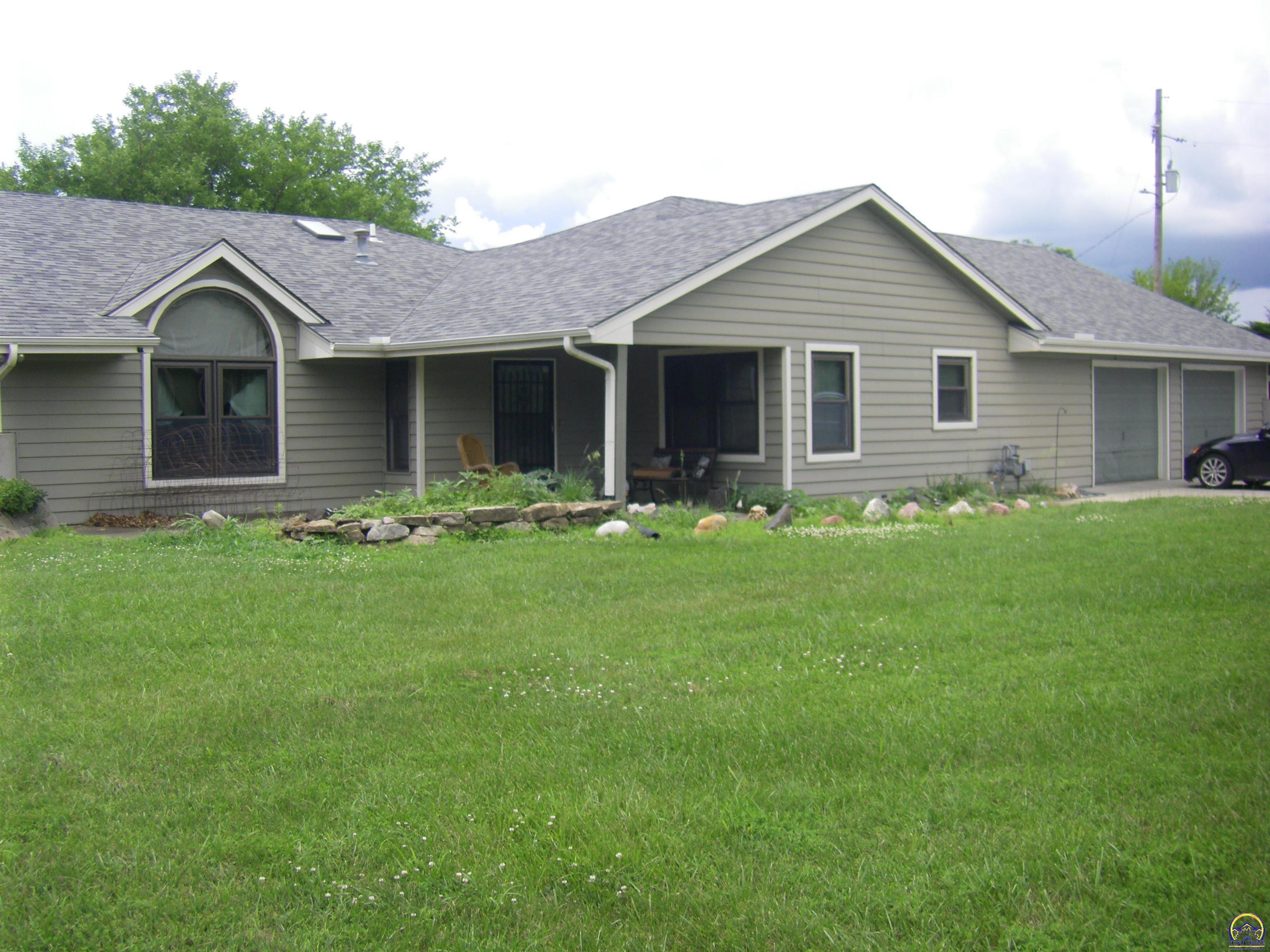 4439 Northeast Meriden Road Topeka, KS 66617 - Photo 3 of 24