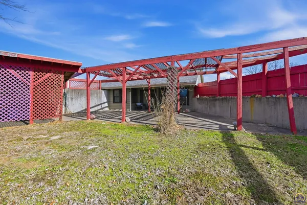 $285,000 | 4439 Northeast Meriden Road, Topeka, KS 66617