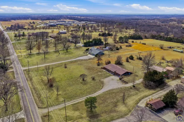 $285,000 | 4439 Northeast Meriden Road, Topeka, KS 66617